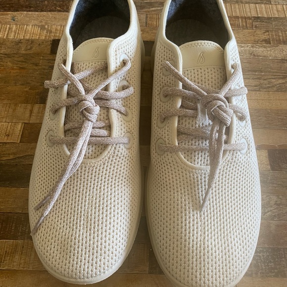 allbirds wheat tree runners